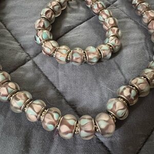 Elegant Beaded Necklace and Bracelet Set